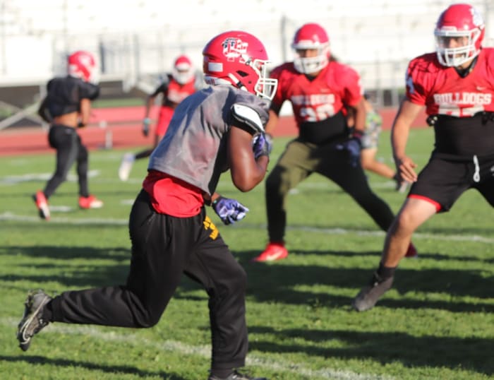 Oak Hills RB Karson Cox photos by John Murphy, 10-2-2023092620234